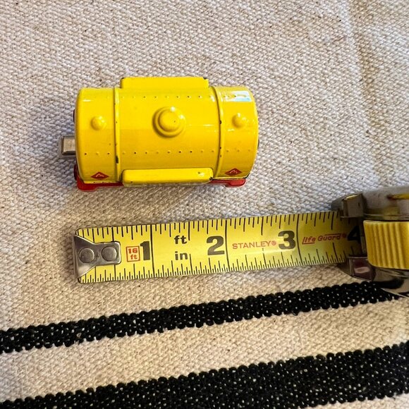 Thomas and Friends Take Along Sodor Fuel Tank Car Dated 2003 - Picture 6 of 6